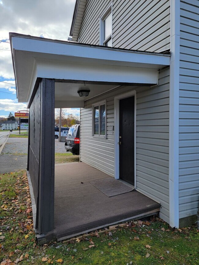 Foto del edificio - 2 bedroom home!  Only $825.00 plus utilities