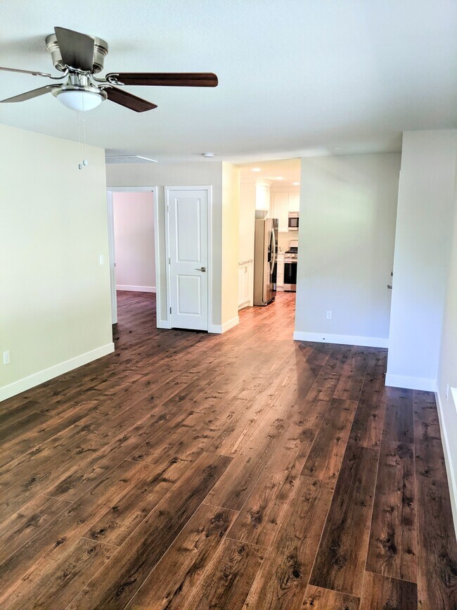 Foto del edificio - 265 Cornwall Ave