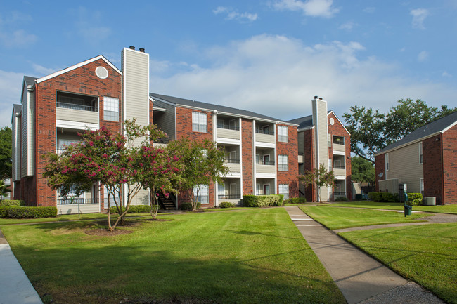 West Oaks Landing Apartments - Houston, TX | Apartments.com