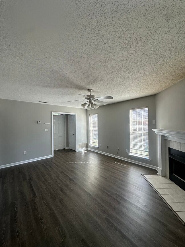 Building Photo - 5379 Evening Mist Dr