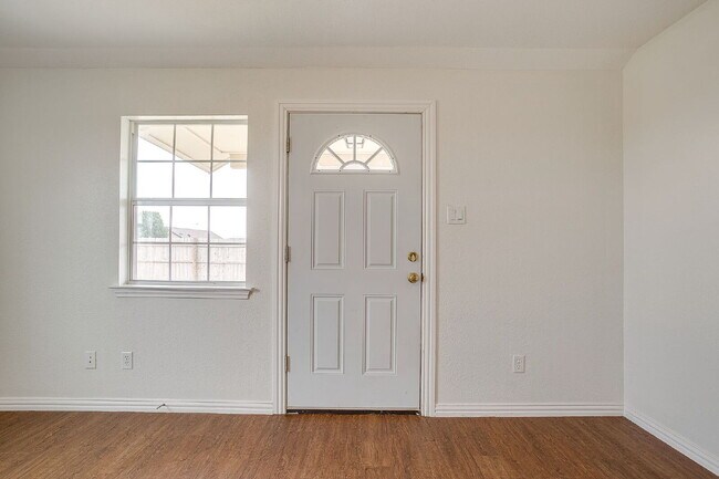 Foto del edificio - Updated Duplex in Weatherford