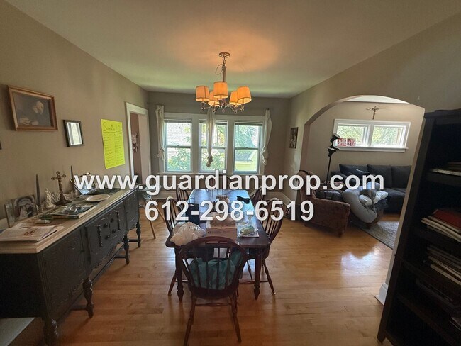 Foto del edificio - 884-886 Cherokee Avenue