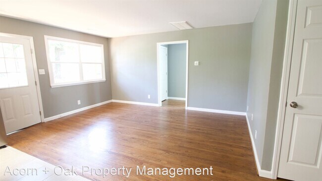 Foto del edificio - 3 br, 2 bath House - 1206 Rosedale Avenue