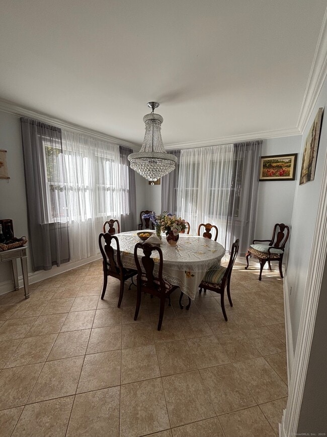 Foto del edificio - 26 Olmstead Rd