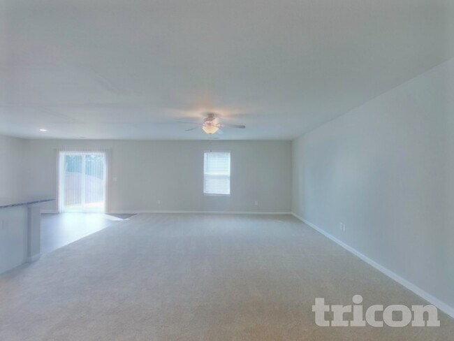 Foto del edificio - 2170 Southlea Dr