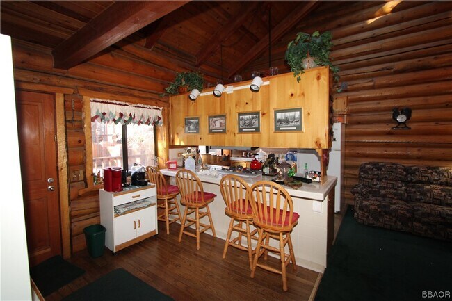 Building Photo - 142 Moreno Ln