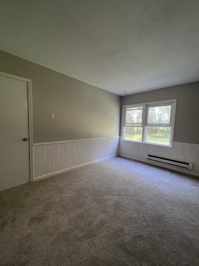 Brand new flooring throughout entire unit - 2025 164th Ave NE