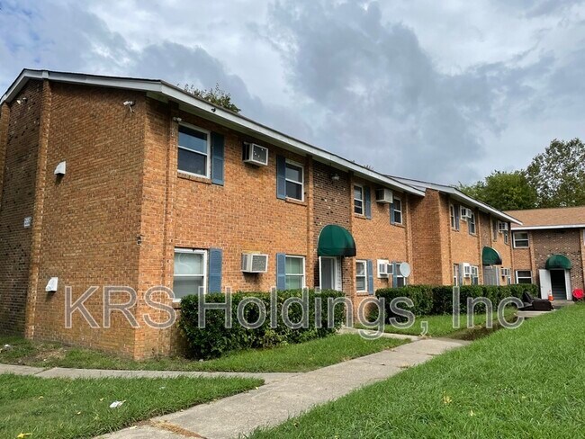 Foto del edificio - 2506 Leo St
