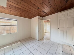 Building Photo - 735 46th St
