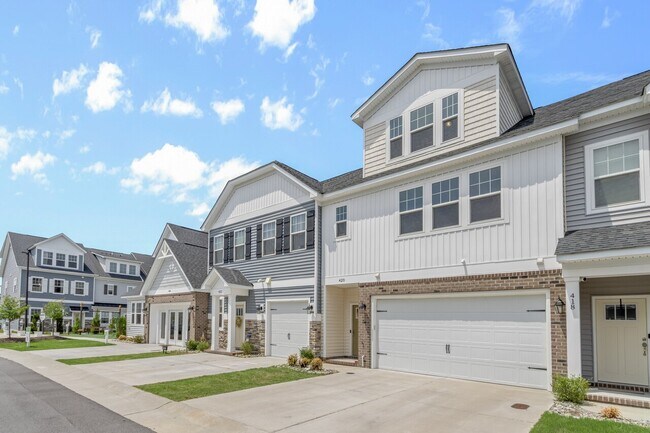 Building Photo - 420 Rhema Rd