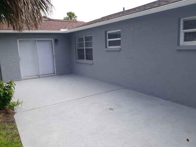 Building Photo - 3856 Topsail Trl