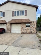 Building Photo - 9109 Diplomat Pl