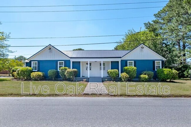 Foto del edificio - 7147 Midfield St