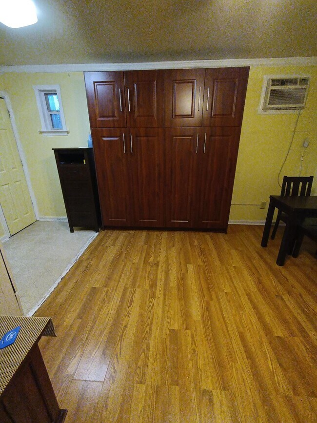 Foto del edificio - 5191 Wax Wing Ln