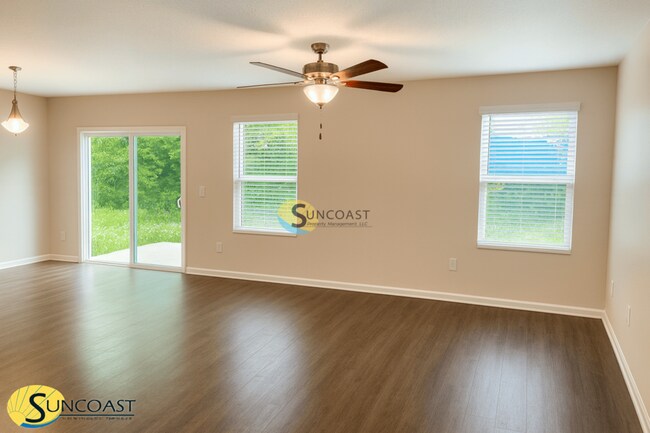 Foto del edificio - 7323 Richardson Rd