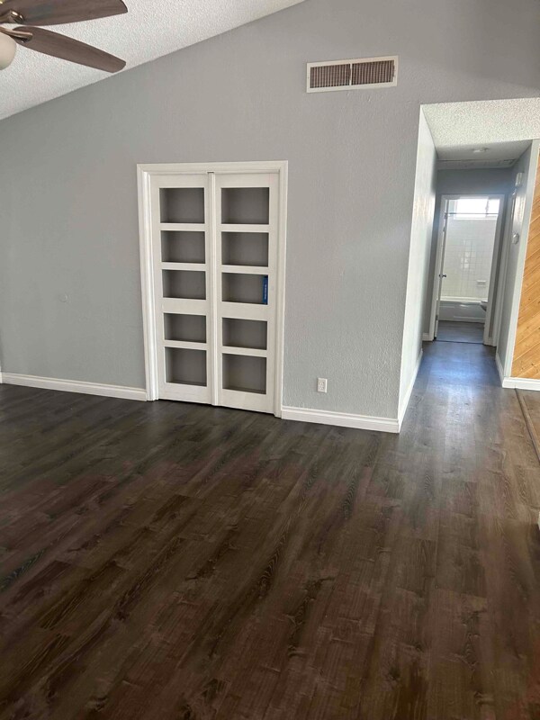 Building Photo - 3113 blossomsglen
