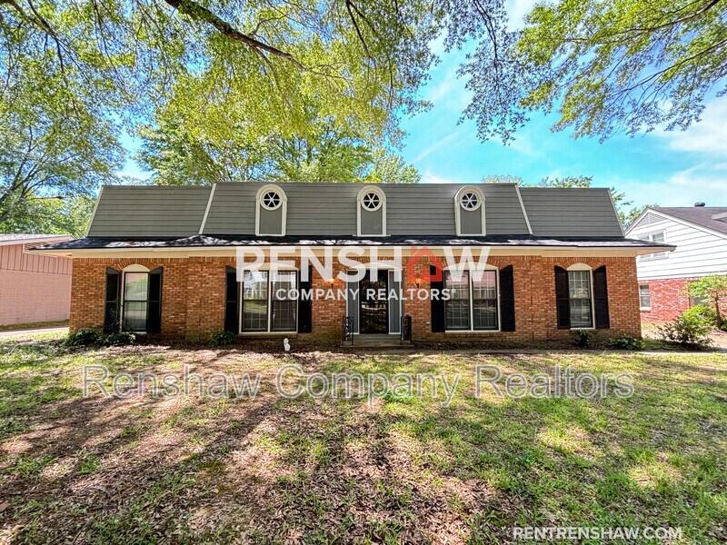 Foto principal - 6233 Haddington Dr