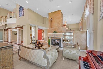 Building Photo - 3372 Westwind Rd