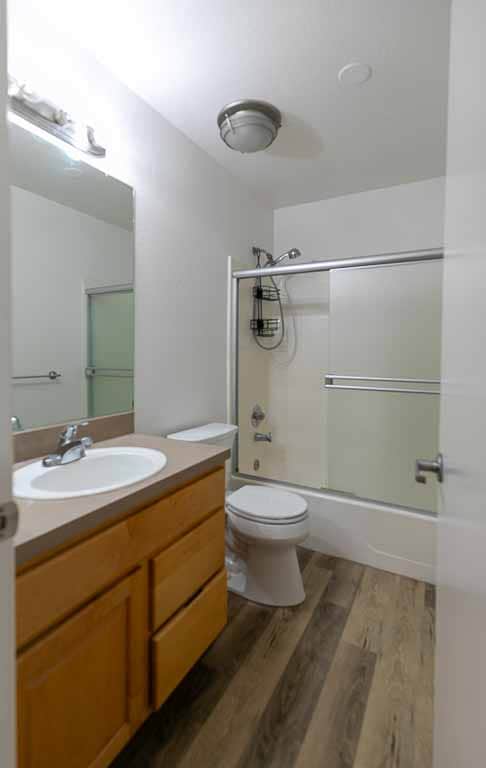 Primary Photo - 2470 Bella Vista Ave