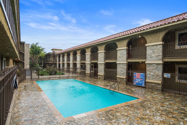 Foto del edificio - 3220 Altura Ave