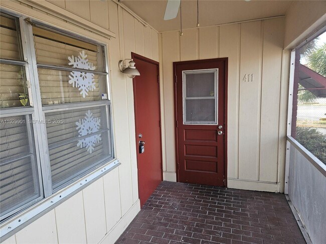 Foto del edificio - 2041 NW 81st Ave