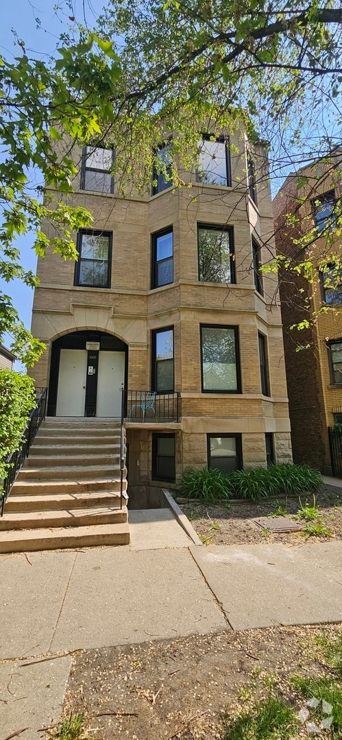 Building Photo - 2952 W Nelson St