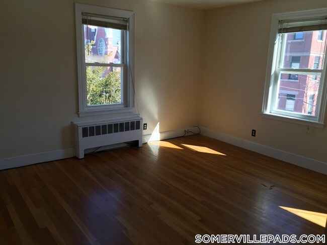 Building Photo - 277 Washington St