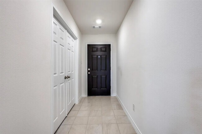 Foto del edificio - 749 Windsor Dr