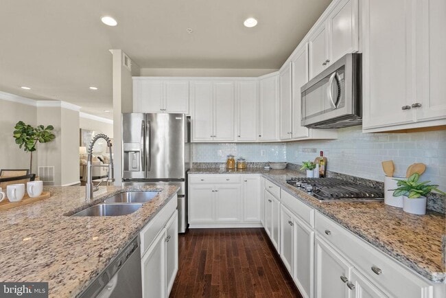 Building Photo - 4208 WOODSPRING Ln