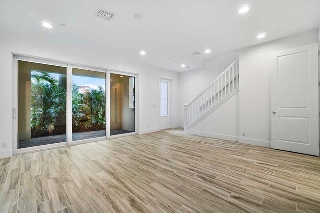Photo - 4122 Faraday Wy Townhome