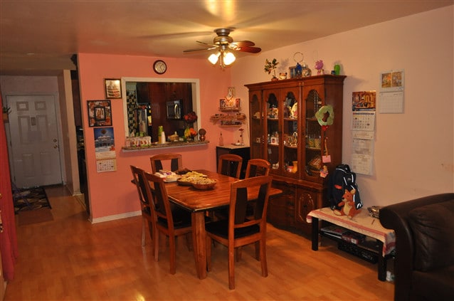 Foto del edificio - 8 Sunflower Ct