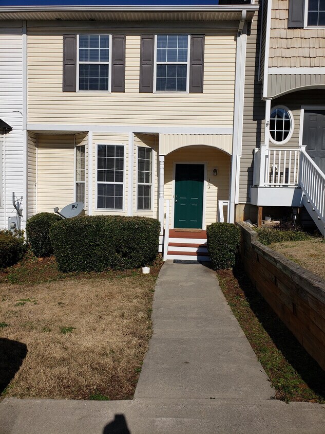 Foto principal - 103 Timber Ridge Dr