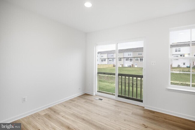 Building Photo - 35 ANDOVER Ct