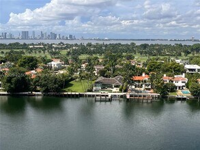 Building Photo - 5880 Collins Ave