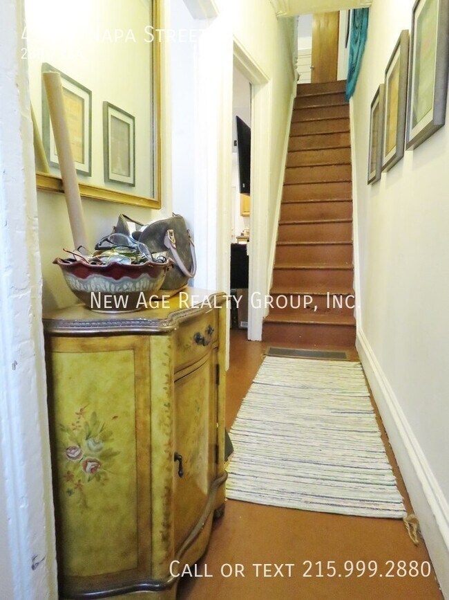 Building Photo - 435 N Napa St