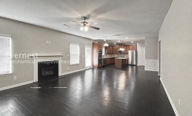 Foto del edificio - Beautiful 4-Bedroom Home: Comfort and Convenience Await / Pet-Friendly / Vouchers Accepted.