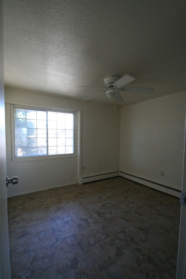 Building Photo - 5225 Balsam St