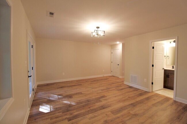 Building Photo - 1515 Palomino Trl