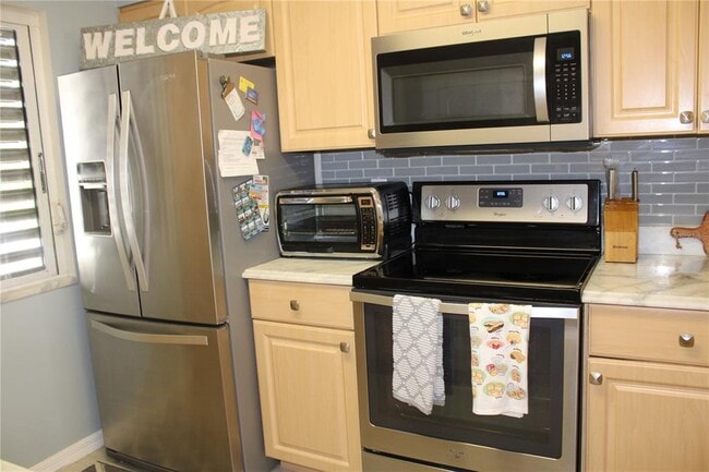 Building Photo - 1804 Mariner Dr