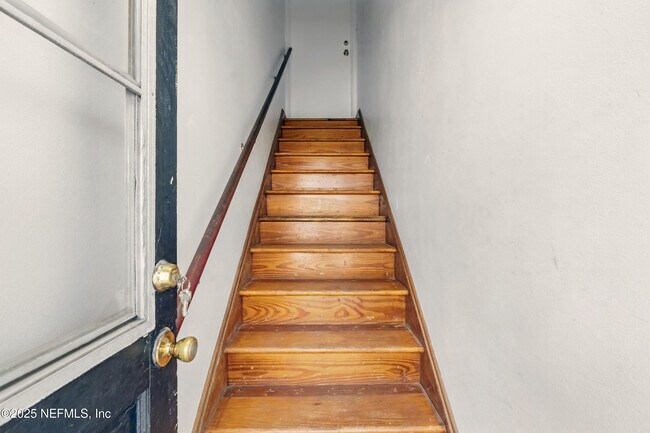 Foto del edificio - 3144 Belden St