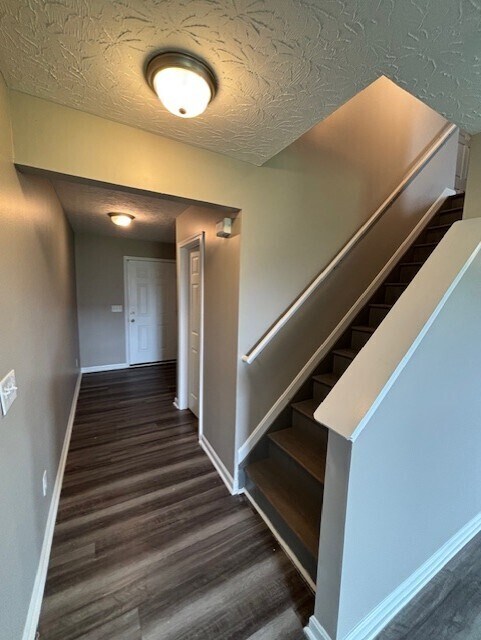 Foto del edificio - 833 Prescot Cir