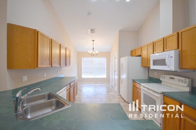 Building Photo - 6928 Jamestown Manor Dr
