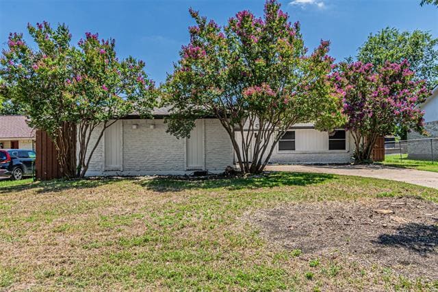 Building Photo - 1512 Fairfield Dr