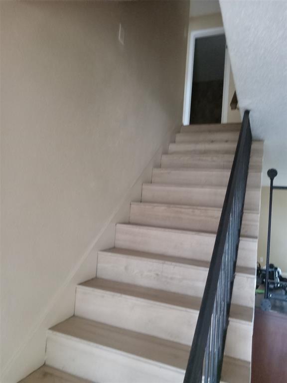 Foto del edificio - 2342 Lemonwood Ln