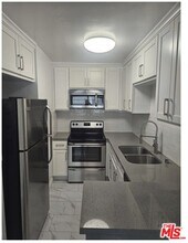 Building Photo - 2106 S Bentley Ave