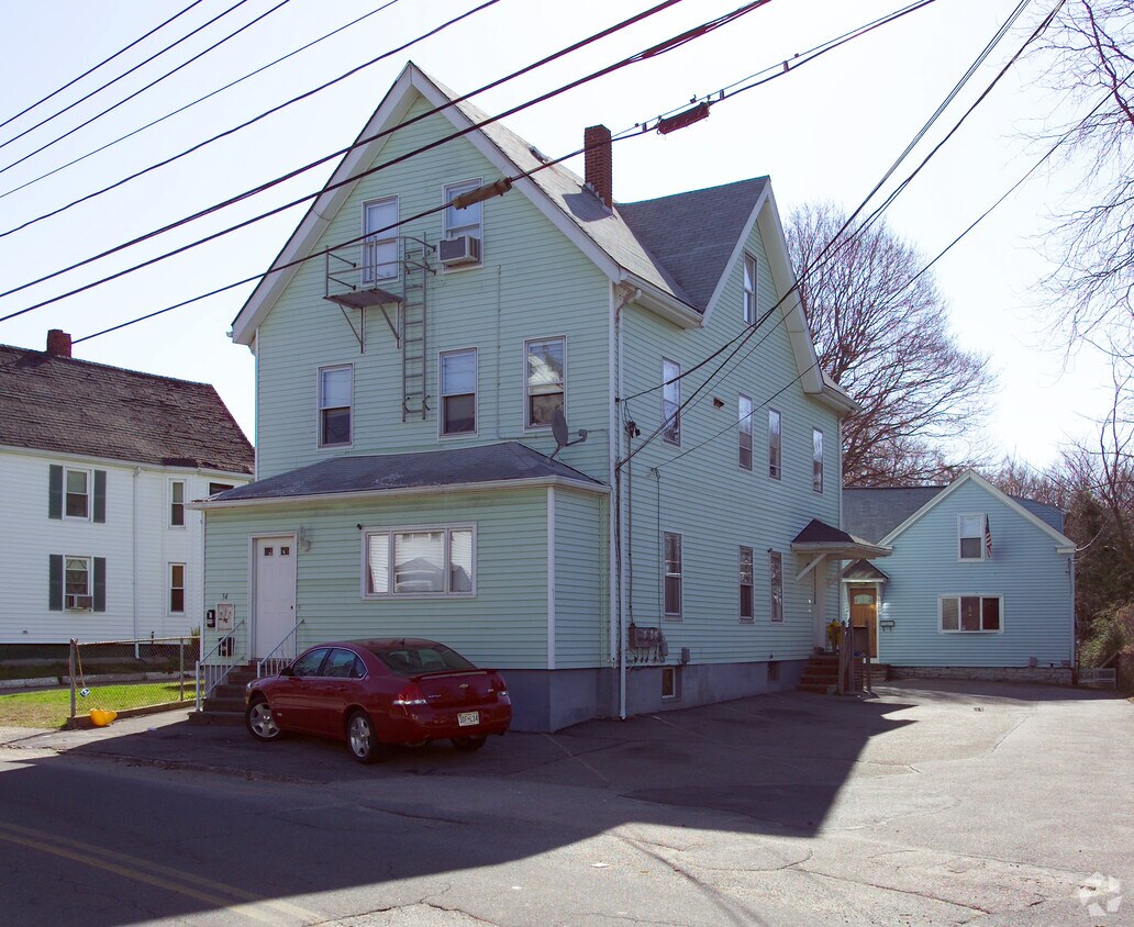 Building Photo - 34 Shores St