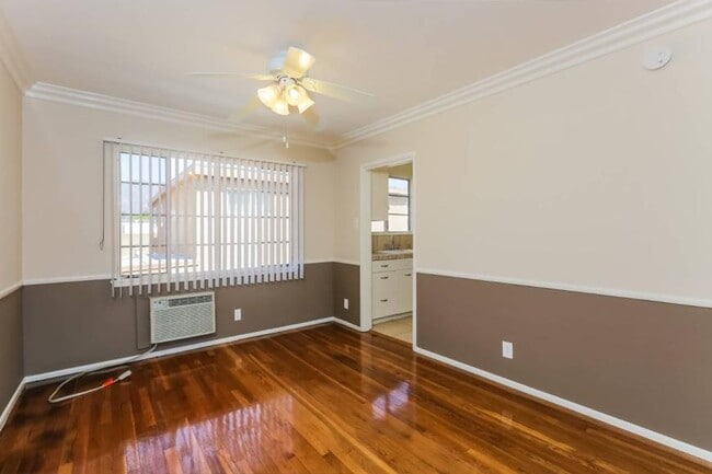 Building Photo - 2.0 bedroom in Pasadena California 91106