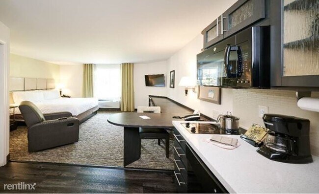 Foto del edificio - 1 br, 1 bath House - 895 Tabor Street