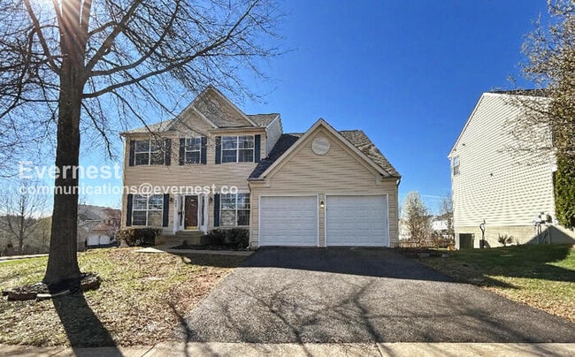 Building Photo - 800 Fairwood Dr