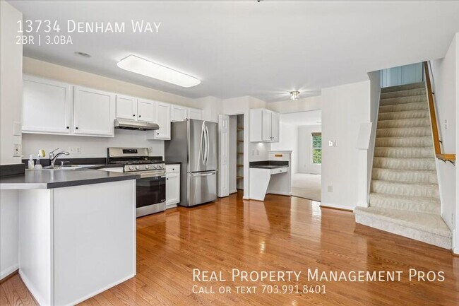 Foto del edificio - 13734 Denham Way